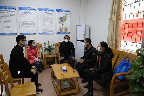縣法院、縣人大法工委到桂圩鎮(zhèn)了解疫情防控、禁毒工作1.jpg