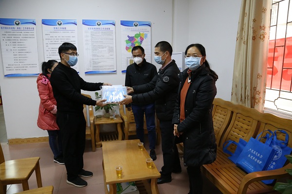 縣法院、縣人大法工委到桂圩鎮(zhèn)了解疫情防控、禁毒工作2.jpg