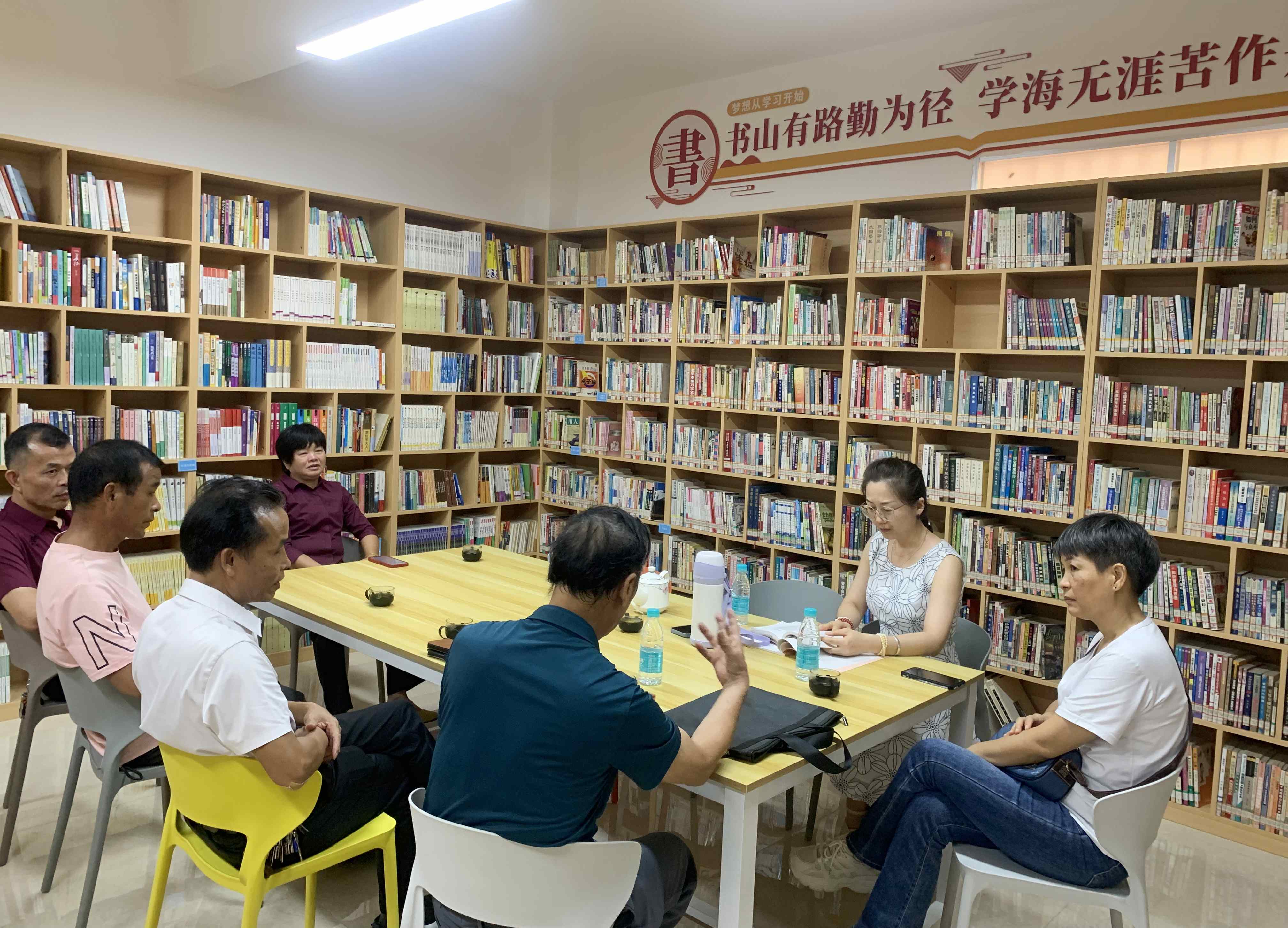 郁南文廣旅體信息（第67期）廣東工業(yè)大學藝術設計學院赴郁南調(diào)研南江文化.docx_2