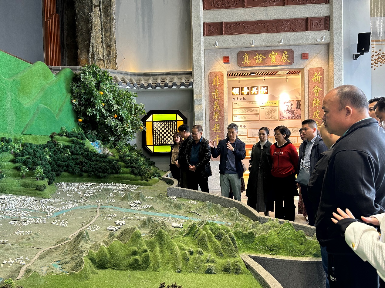 （簡訊）縣工商聯(lián)開展“品風味·推特產(chǎn)”調(diào)研考察活動.docx_2